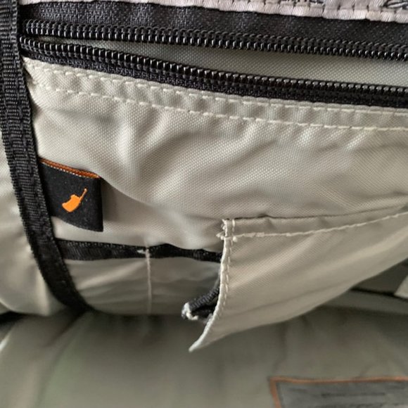 Eddie Bauer Shoulder Laptop Messenger Bag - Picture 2 of 10